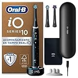 epillo de dientes eléctrico Oral-B iO Series 10 en color negro con mango ergonómico y cabezal redondo.